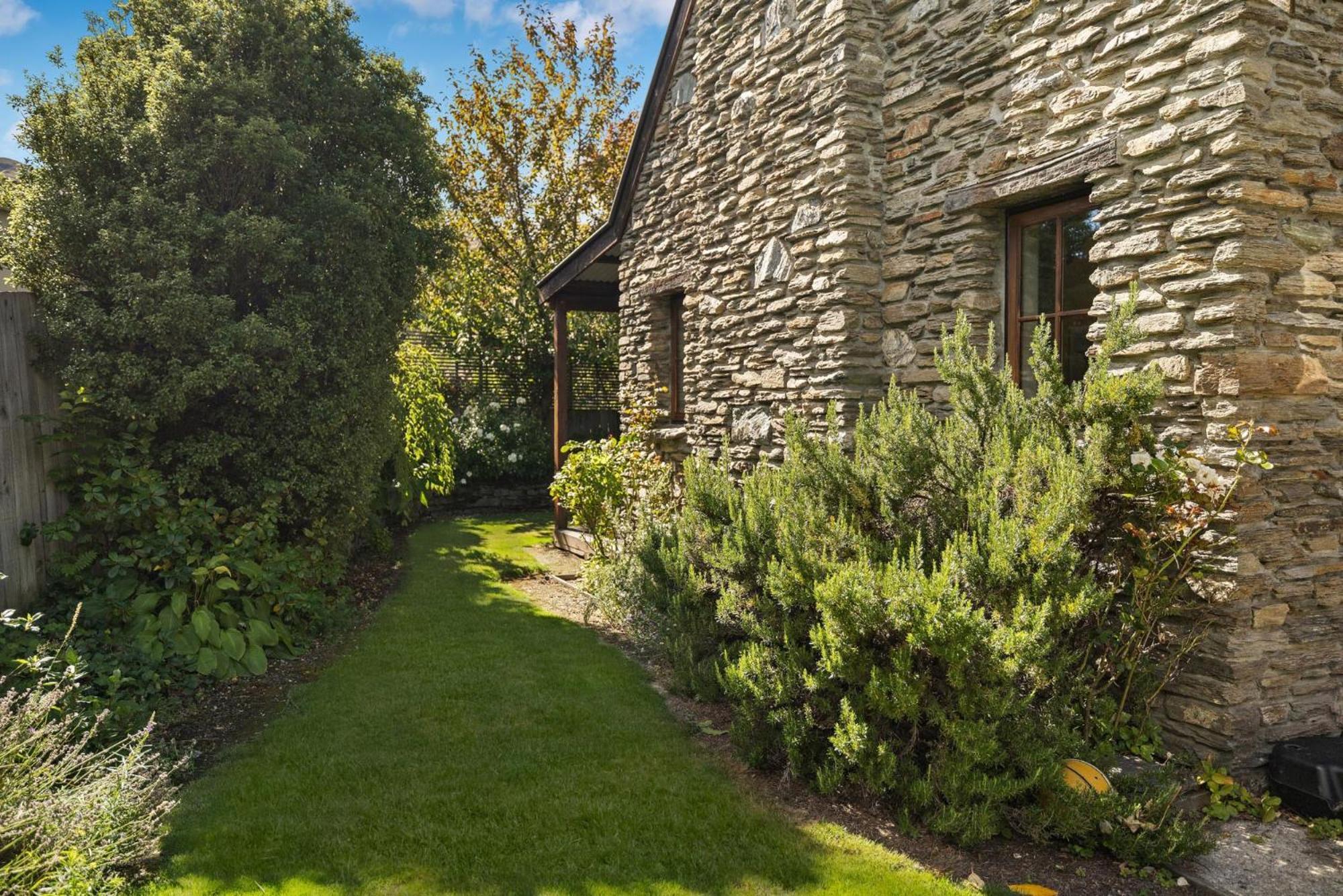 Maytime Cottage - Arrowtown Holiday Home المظهر الخارجي الصورة